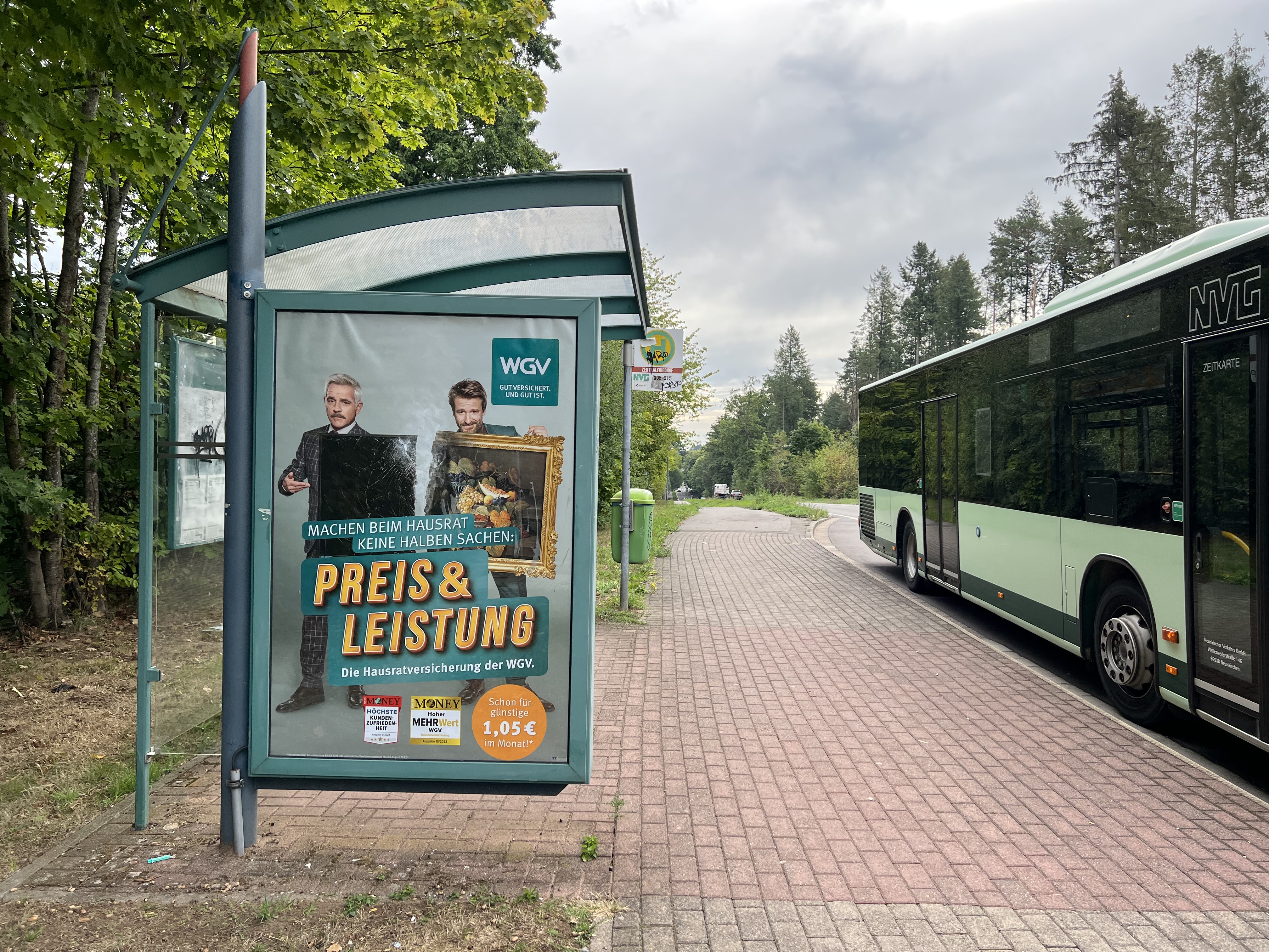 Limbacher Str/Hst Zentralfriedhof ew (IL)