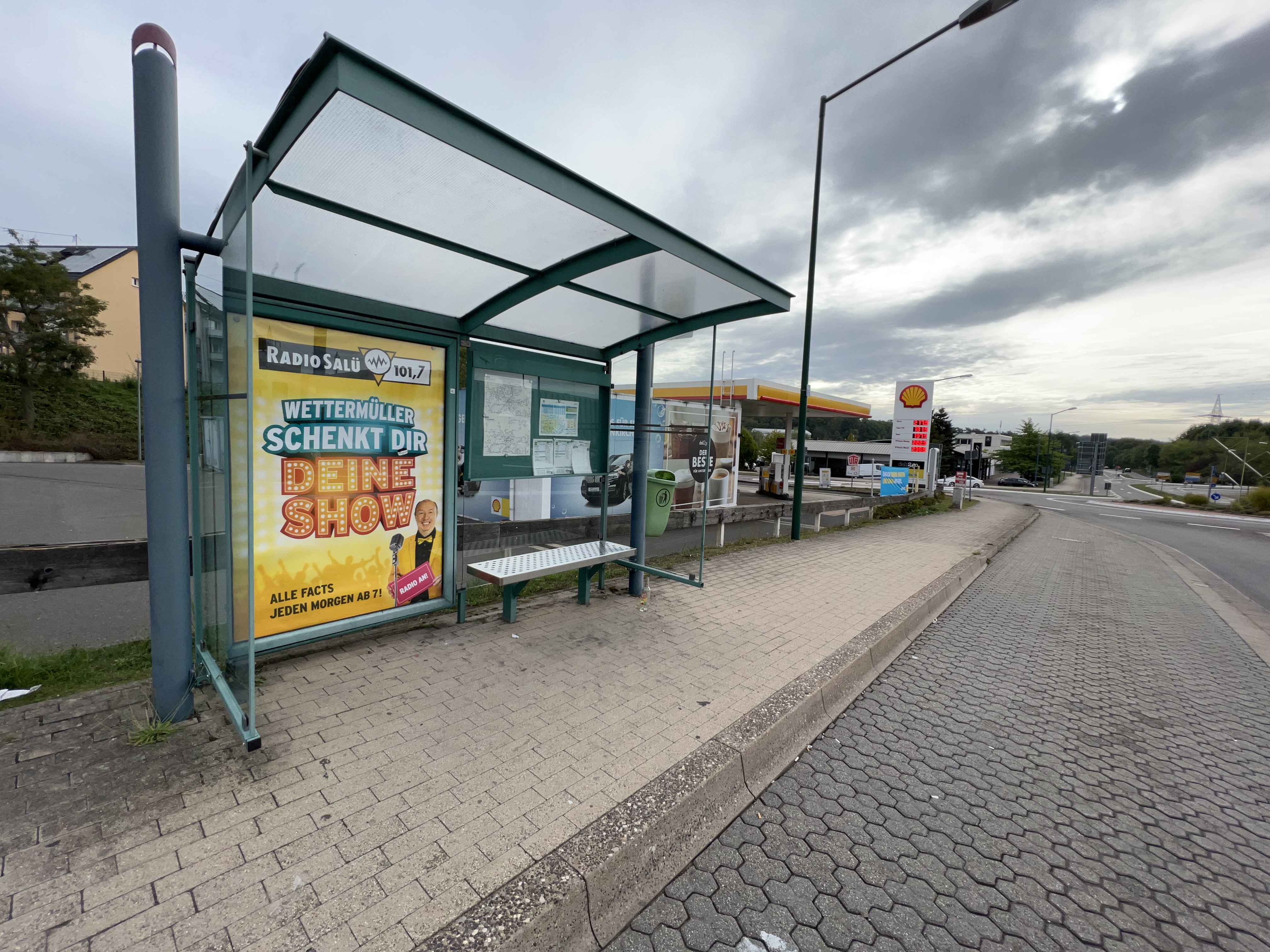 Zweibrücker Str/Hst Hüttensiedlung ew (IM)